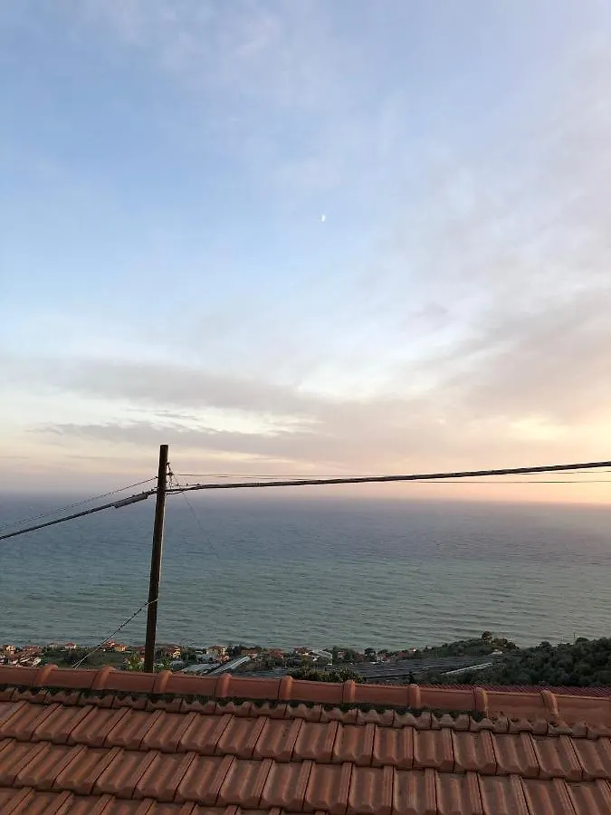 Сasa de vacaciones Villa Ca' Limoni Costarainera Italia